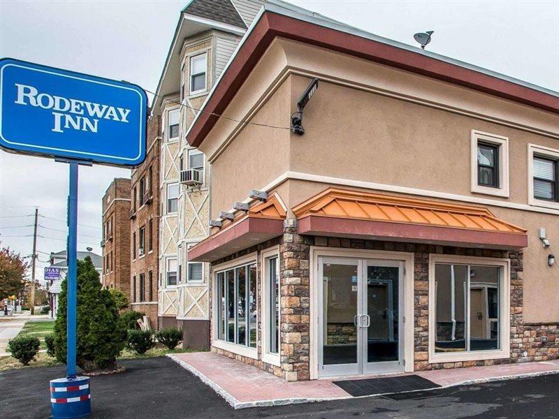 Rodeway Inn Belleville Экстерьер фото