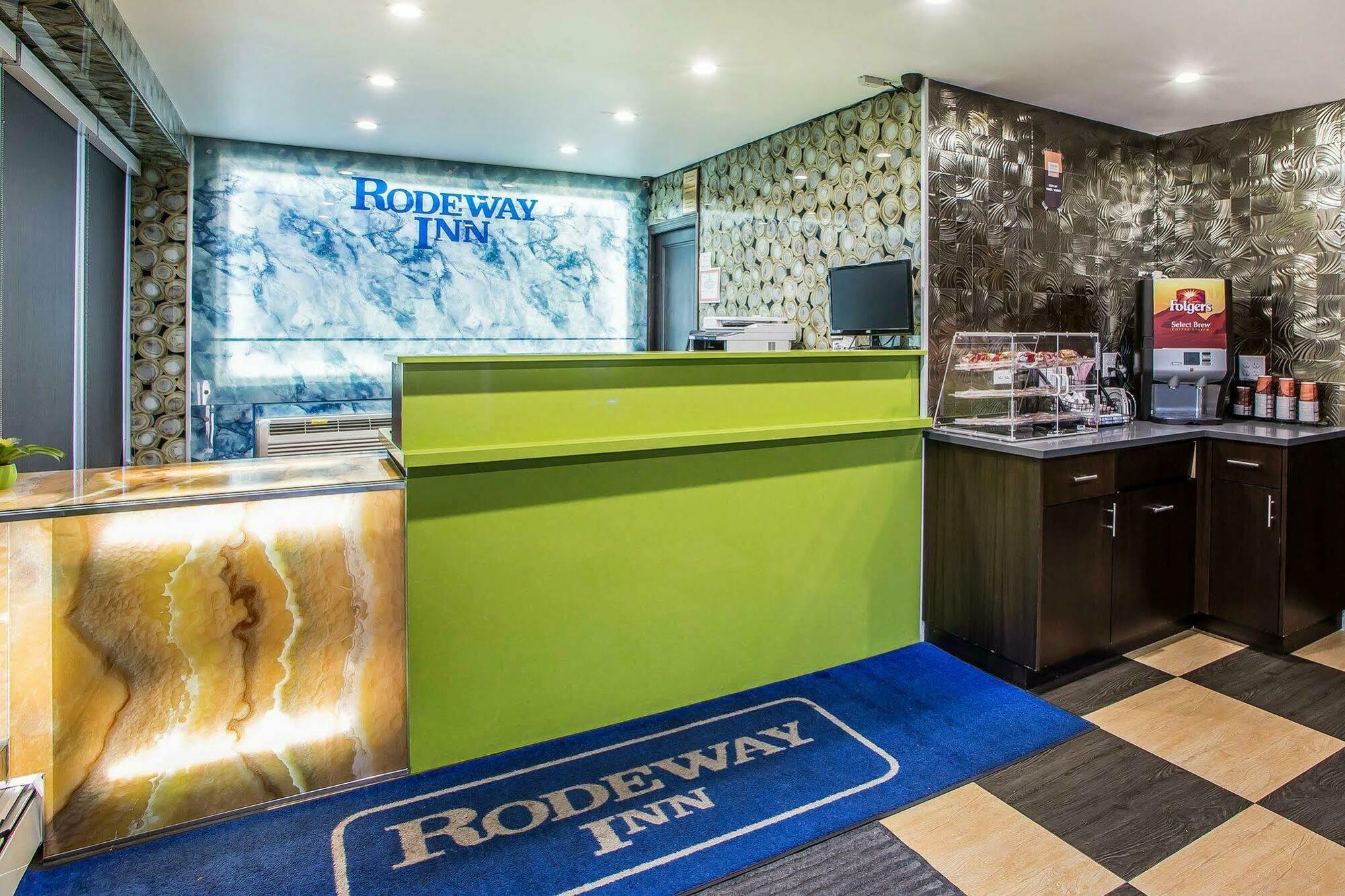 Rodeway Inn Belleville Экстерьер фото